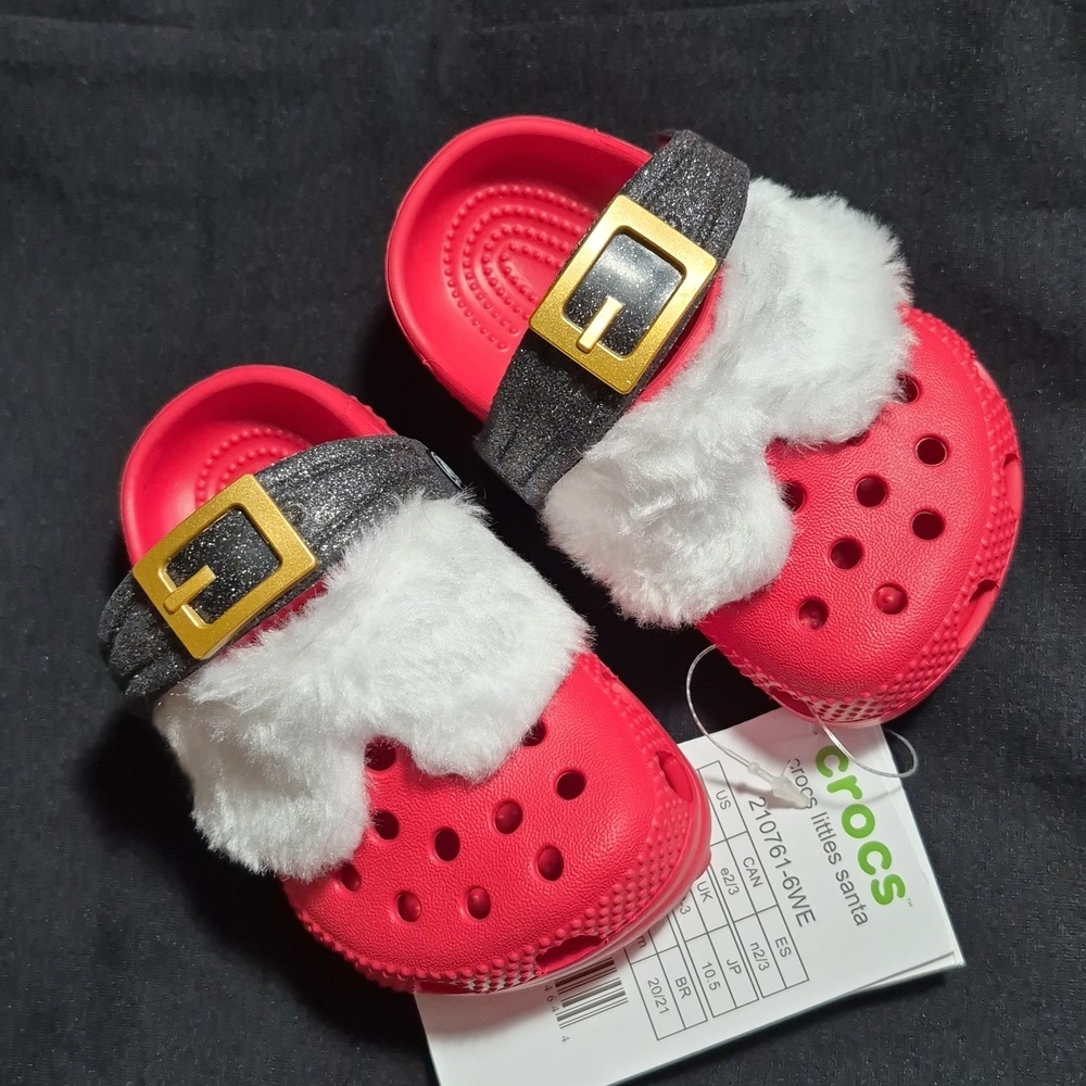 NEW Crocs Kids Sz 2 3 Little Santa  Red Faux-Fur Holiday with Buckle
